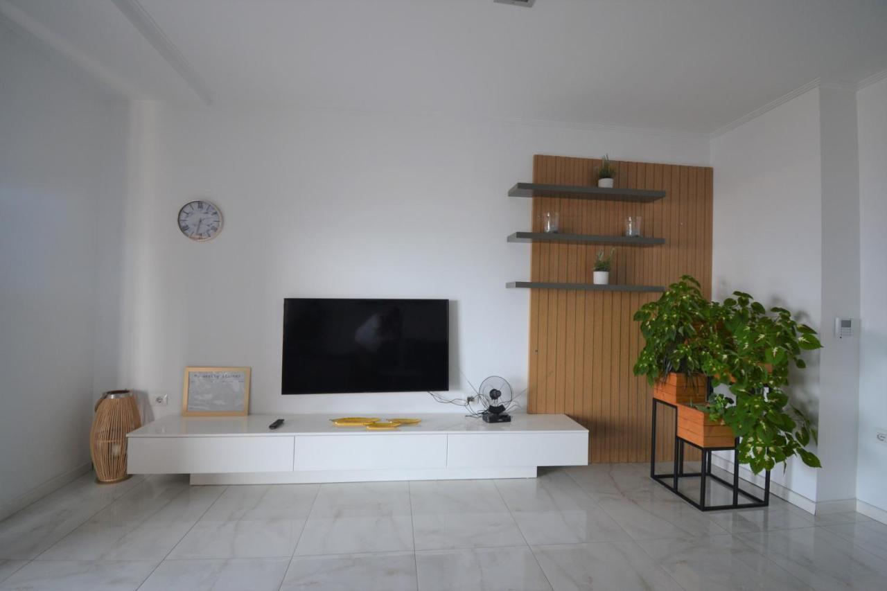 شقة Luxury Penthouse B&E ساراندا المظهر الخارجي الصورة