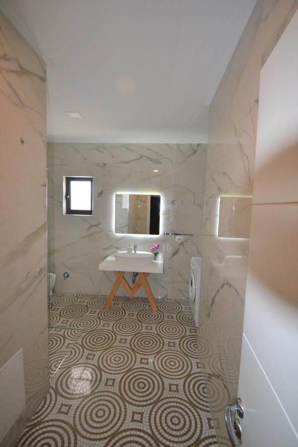 شقة Luxury Penthouse B&E ساراندا المظهر الخارجي الصورة